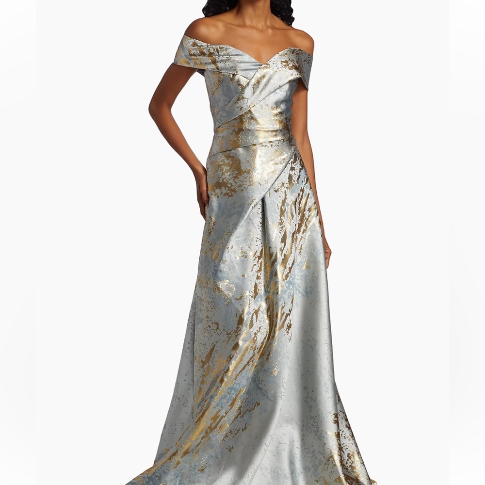 Rene Ruiz Collection gown.